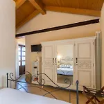 Alojamento de Acomodação e Pequeno-almoço La Fornace - & Pool 4*