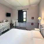 Oda ve Kahvaltı La Fornace - & Pool 4*