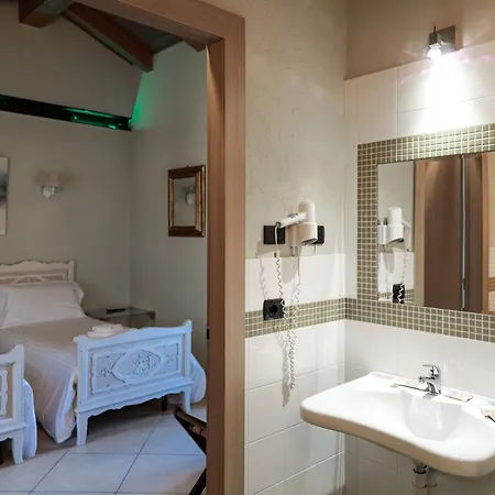 Bed & Breakfast La Cantinella *