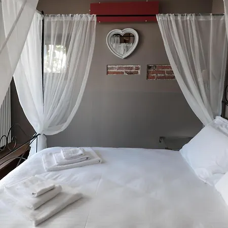 La Cantinella Bed & Breakfast *