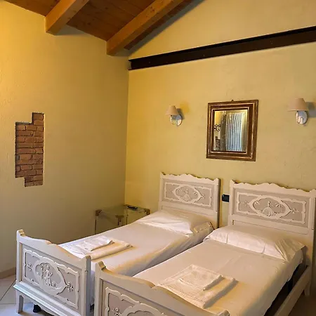 La Cantinella فندق مبيت وإفطار *